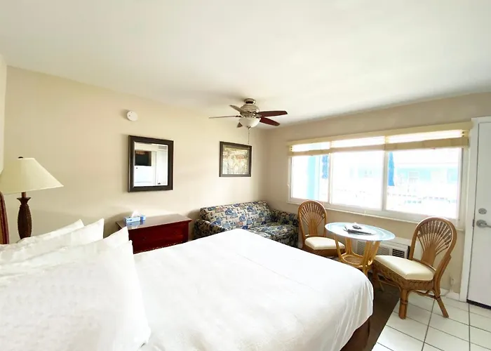 Nautical Watch Apartahotel