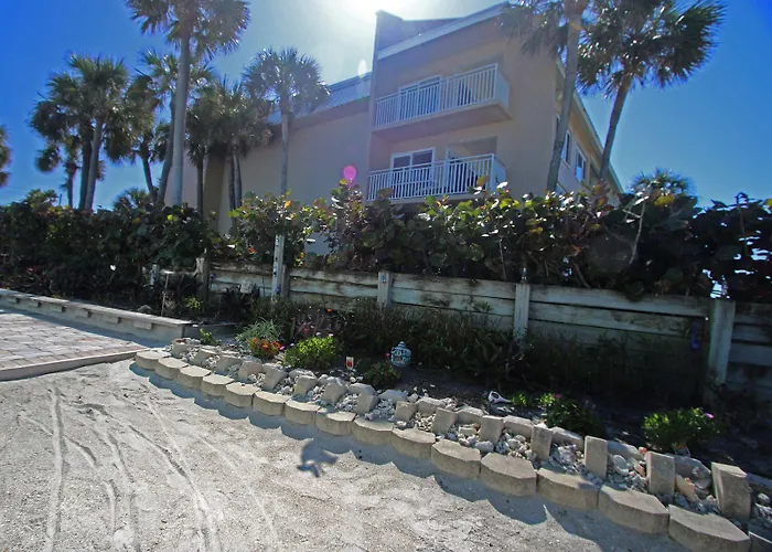 Nautical Watch 3* Clearwater Beach